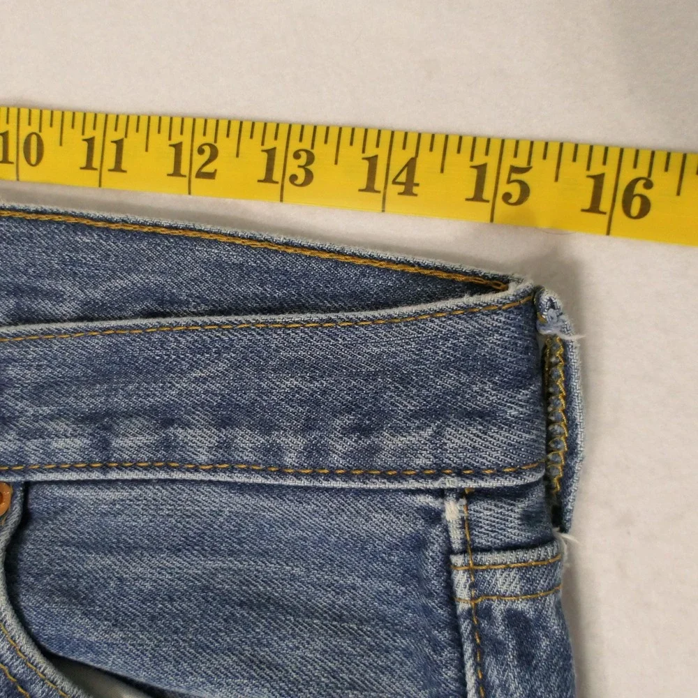 Levis Mens 501 Jeans 32x32 Blue Classic Americana Straight Leg Rugged Streetwear